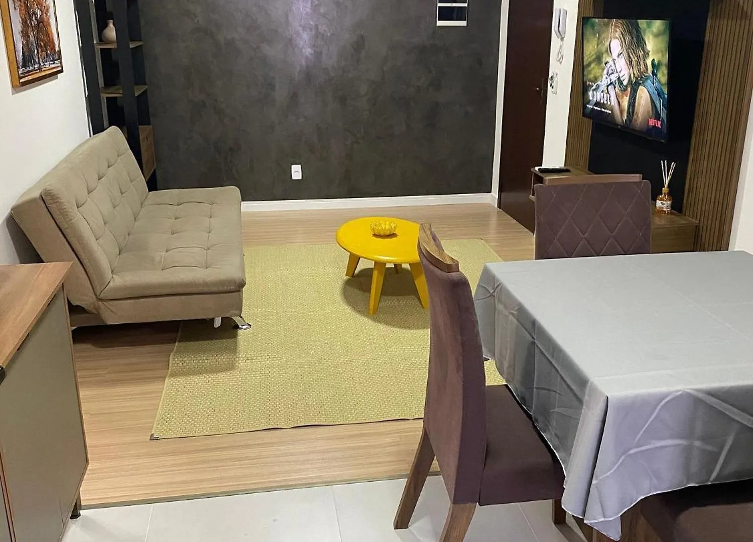 Residencial Karine - Apartamento N 02 Joinville