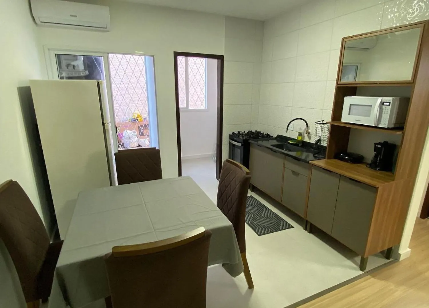 Rcm Vilas - Apartamento N 02 Joinville 0*,